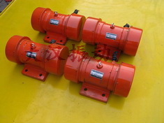 YZS振動(dòng)電機(jī):激振能力強(qiáng)，拆卸方便。